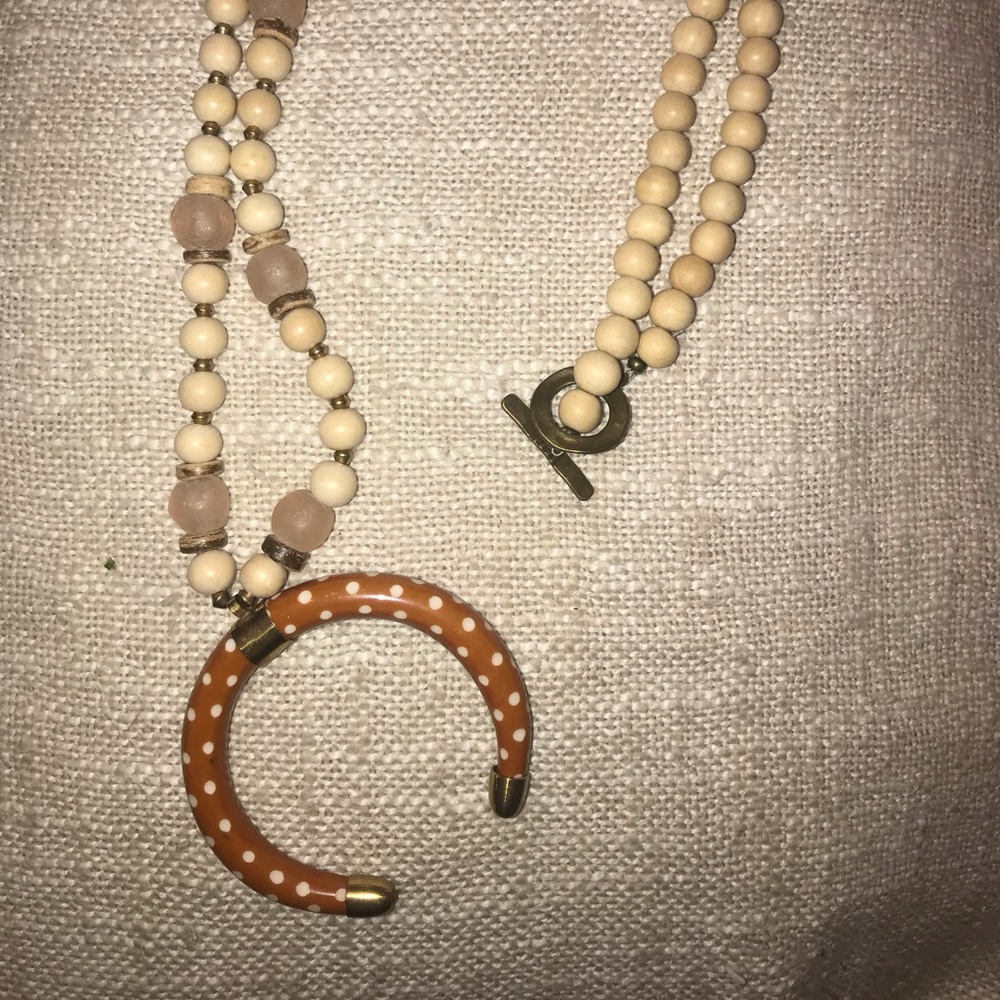 Wooden and glass bead necklace with pendant